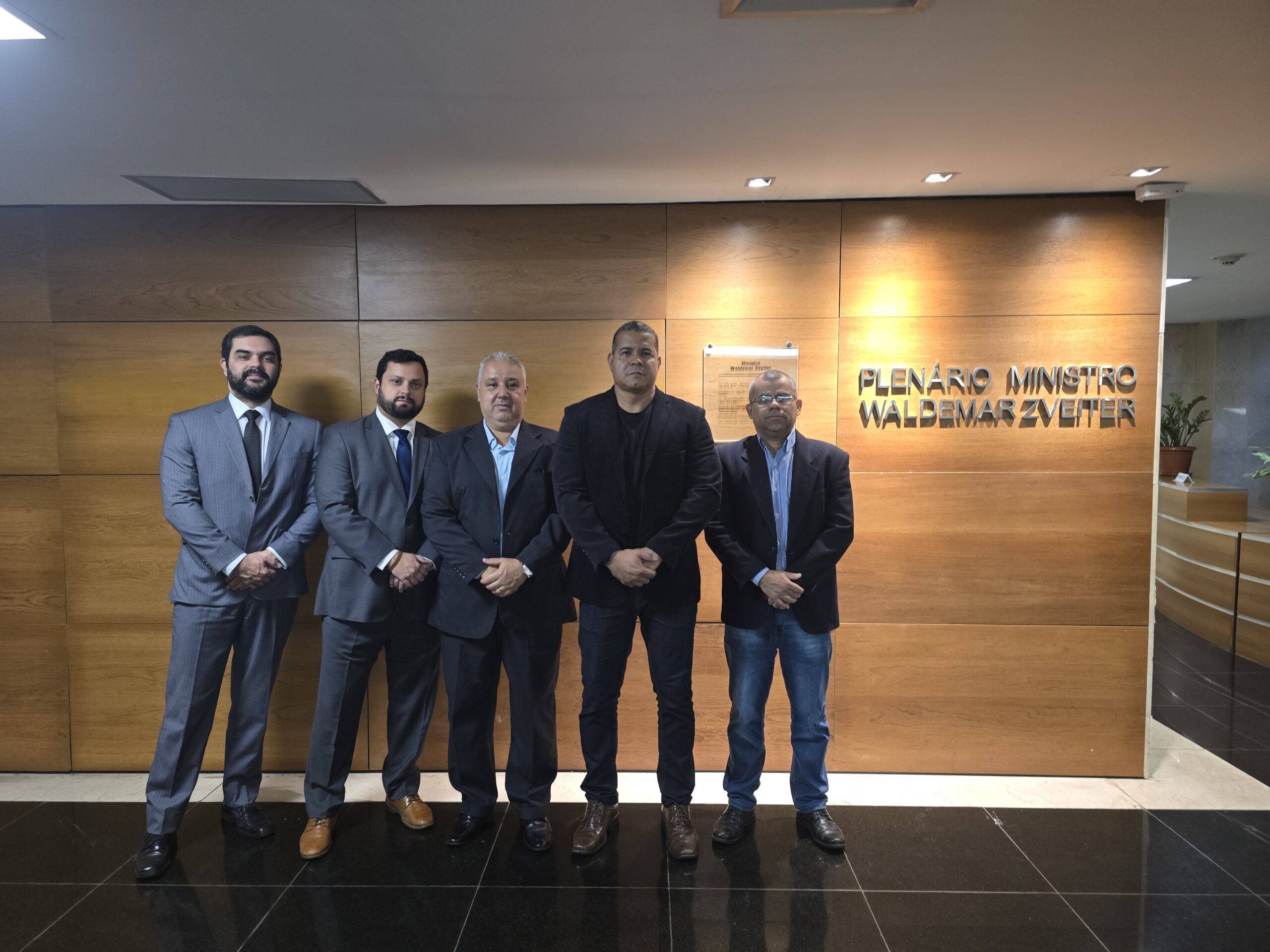 Exec Rio acompanha julgamento da ação rescisória do triênio no TJ-RJ